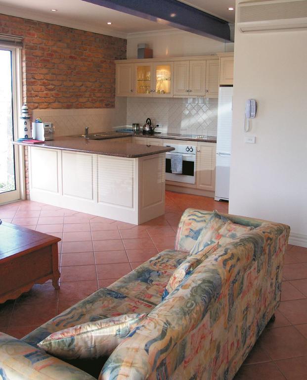 Villa Dockside Waterfront Indulgence à Port Fairy Chambre photo